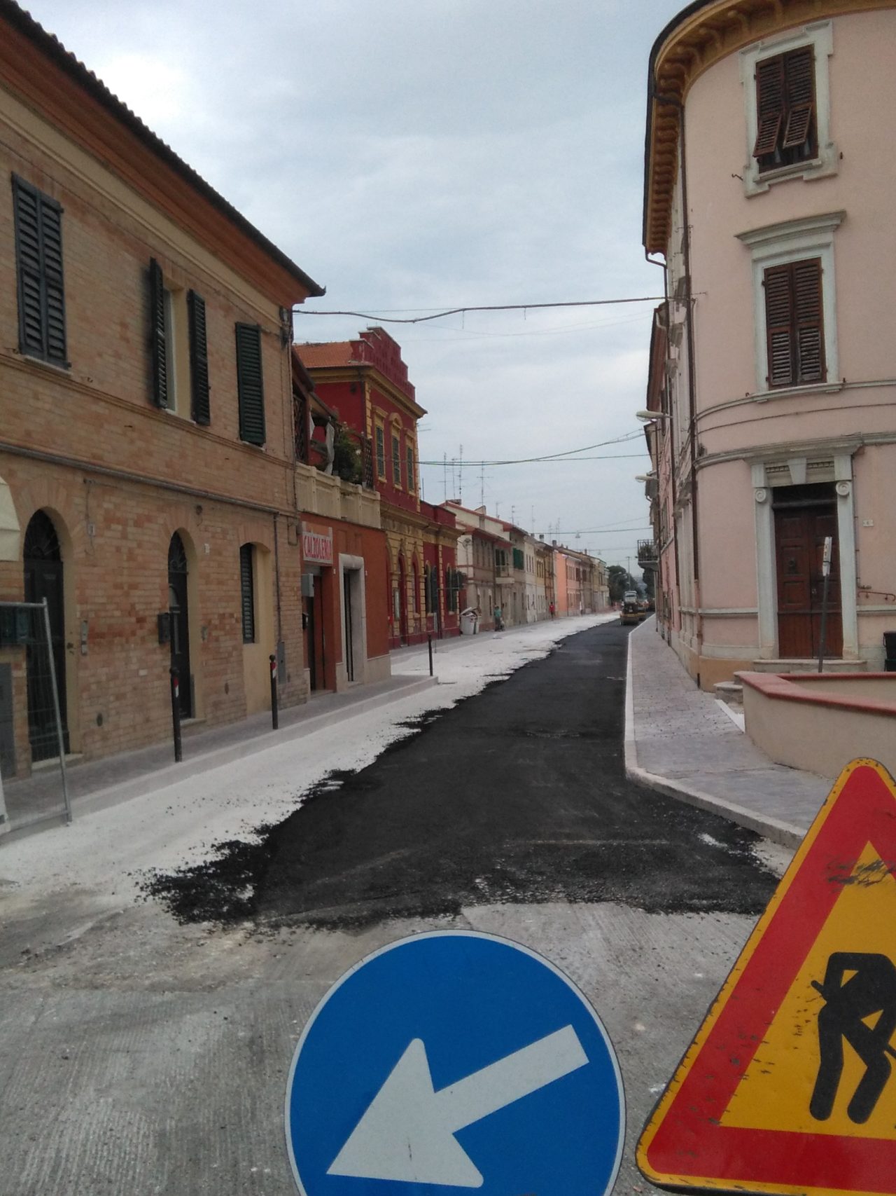 CHIARAVALLE / LAVORI IN VIA DE AMICIS, MANUTENZIONE STRAORDINARIA